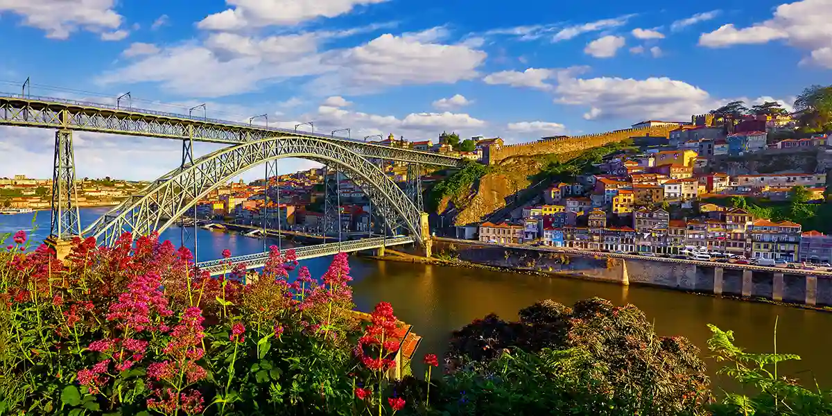 Porto Retreat: Culture, Charm & Coastline